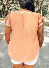 Wavy Trim Ruffle Top | Peachy