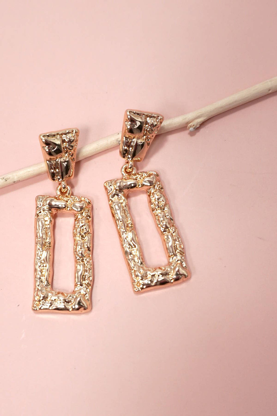 Hammered Rectangle Earring | Gold