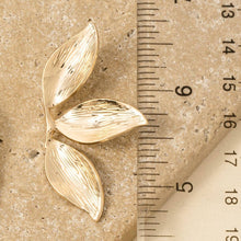 3 Leaf Dangle Earrings | Gold