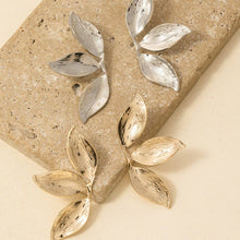 3 Leaf Dangle Earrings | Gold