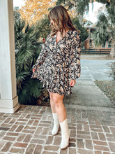 Sleigh Floral Curvy Dress