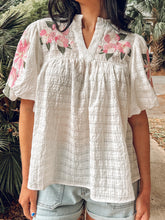 Textured Embriodery Puff Top | Cream