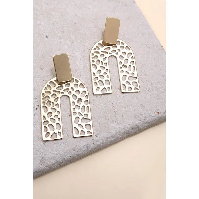 Arched Filigree Earrings | Gold