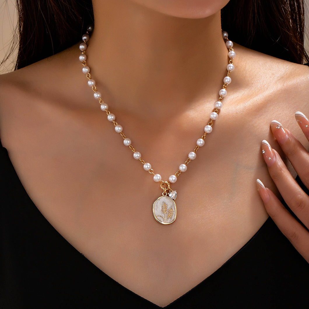 Pearl Chain Floral  Pendant Necklace