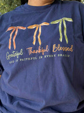 Faithful Bow Tee | Navy