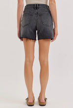 Midi Mid Rise Shorts | Black