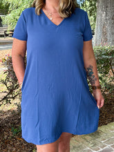 Airflow Shift Dress | Navy