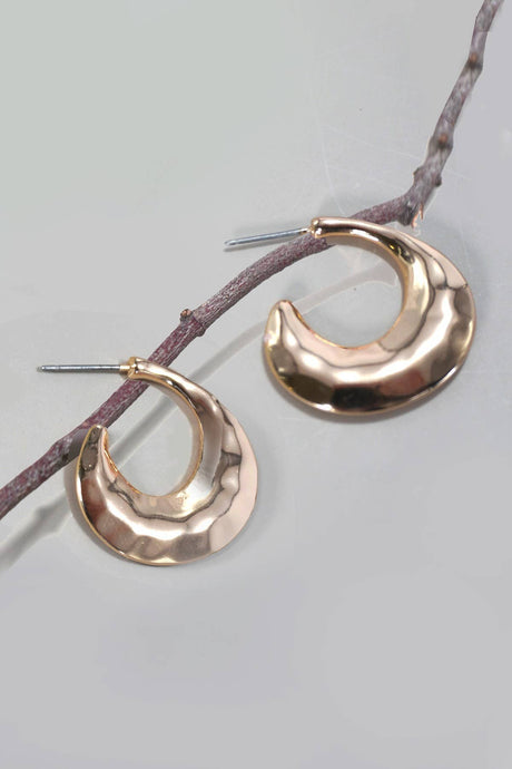 Wide Hammered Post Hoop | Gold