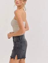 Midi Mid Rise Shorts | Black