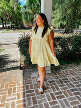 Textured Shadow Curvy Dress | Yellow
