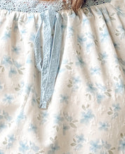 Lace Floral Top | Blue