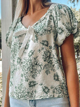Floral Romance Ribbon Top | Green