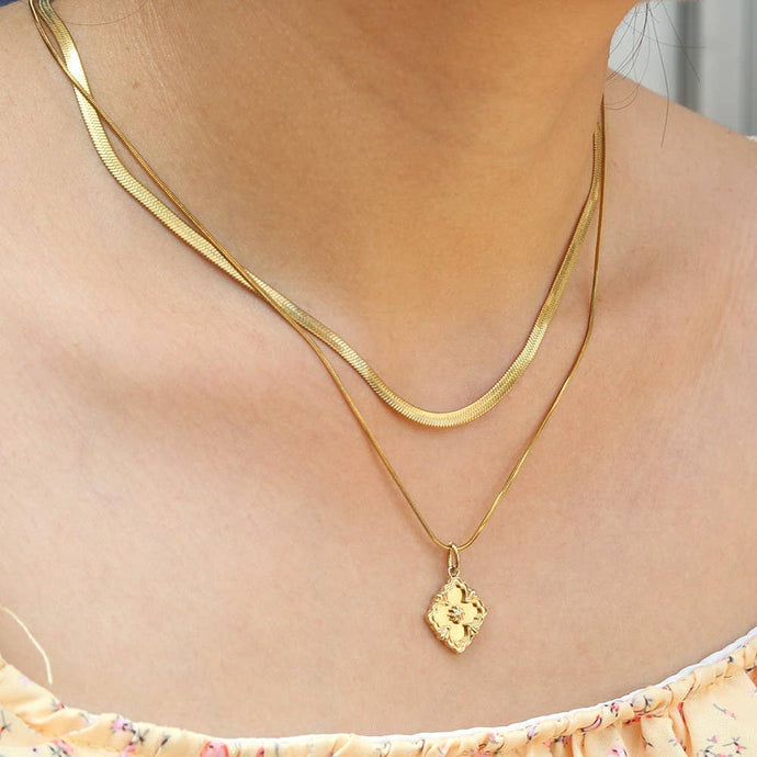 Clover Snake Chain Necklace | Gold