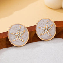 Starfish Medallion Stud Earrings | Gold