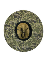 picture 2 inside of men's Camo Straw Hat