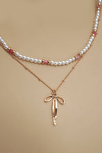DOUBLE LAYER PEARL GOLD CHAIN BOW CHARM NECKLACE | 80N91473: Gold