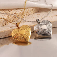 Heart Locket Necklace | Gold