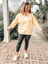Mock Reversed Neck Sweatshirt | Pale Yellow