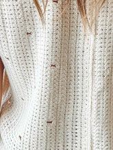 Floral Embroidery Vest | Cream