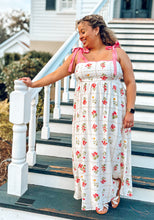 Scalloped Tile Maxi Dress Curvy | Pink