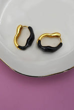 Geo Oval Shape Hoop Earring | Blue