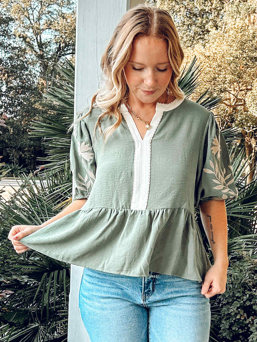Giving Embroidered Top | Green