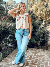 Floral Embroidery Vest | Cream