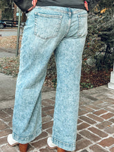 Lynn Baggy Denim | Acid Wash
