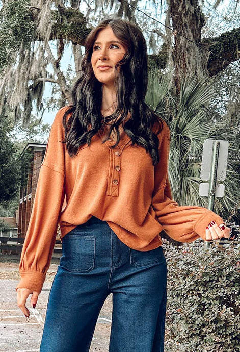 The One Button Relaxed Top | Pumpkin