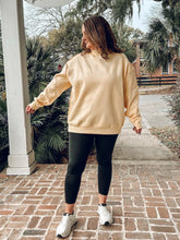 Mock Reversed Neck Sweatshirt | Pale Yellow