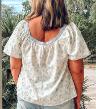 Lace Floral Top | Blue