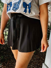Kickoff High Waist Skort | Black