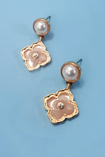 Vintage Pearl Clover Earring