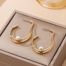 Double Wave Pearl Earrings | Gold