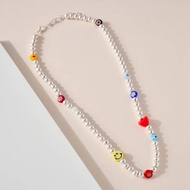 picture of Smile Flower Bead Necklace