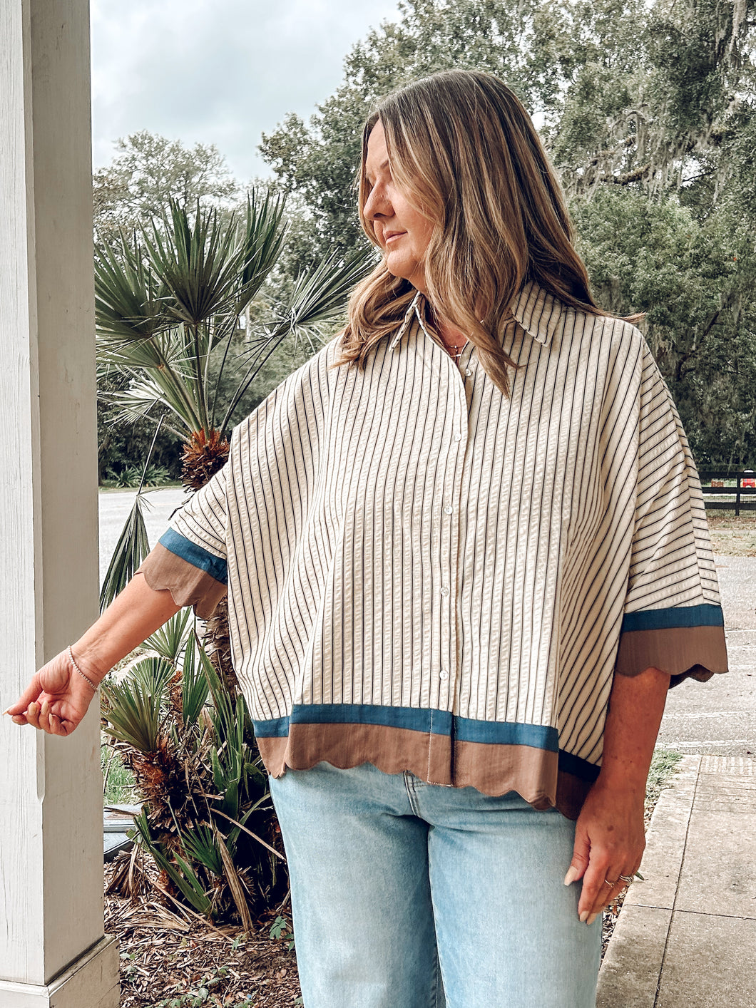 Scalloped Hem Striped Top | Cream/Navy