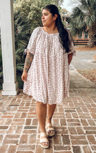 Annie Ditzy Floral Dress | Pink