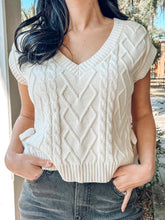Cable Knit Sweater Vest | Cream