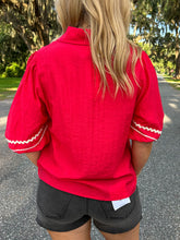 Defense Wavy Contract Top | Red