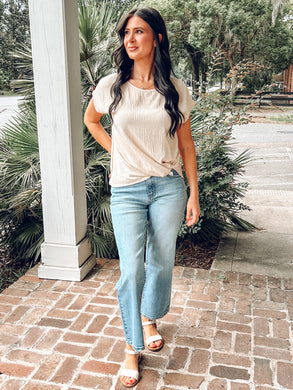 In The Details Twist Top | Taupe