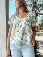Floral Romance Ribbon Top | Green