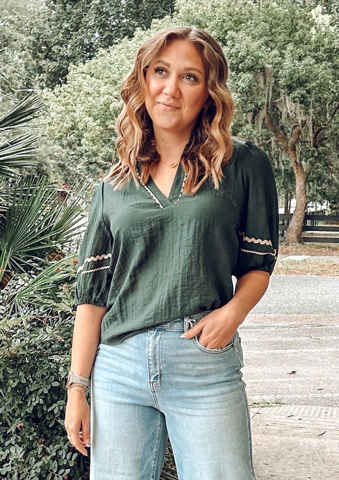 Contrast Wavy Trim Top | Deep Forest