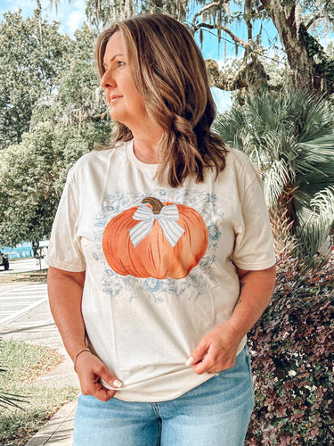 Cottage Pumpkin Tee | Cream