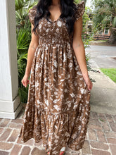 Falling Floral Midi Dress | Brown