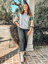 Helen Colorblock Floral Top | Grey/Green