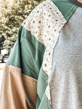 Helen Colorblock Floral Top | Grey/Green