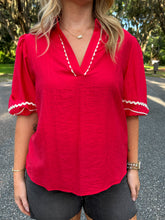 Defense Wavy Contract Top | Red