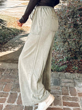 Mineral Washed Terry Pant | Olive