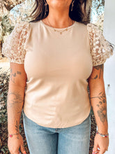 Spring Puff Sleeve Daisy Top | Taupe