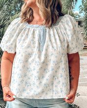 Lace Floral Top | Blue